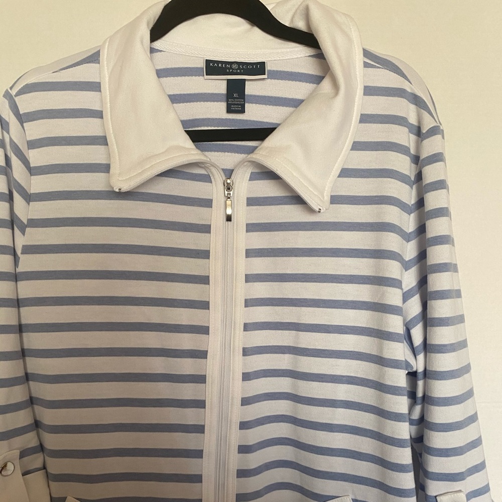 ☺️ Karen Scott Sport Athletic Jacket ☺️